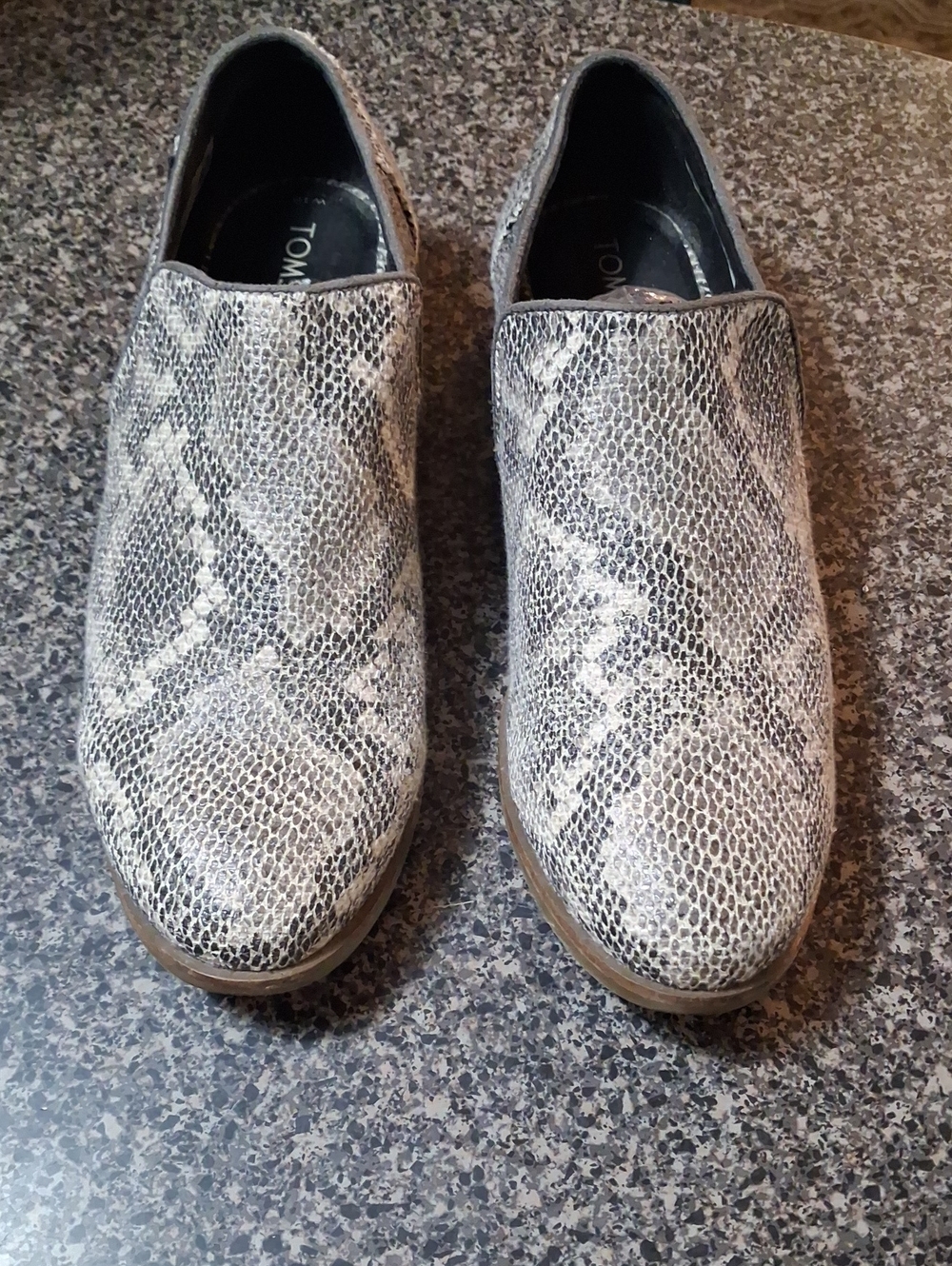 Toms Women's Snake-Print Slip-On Loafers in Black and Gray Size 10